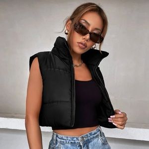 Black cropped puffer vest size large from shein brand new inside shein bag